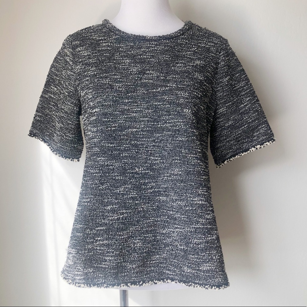 BANANA REPUBLIC BLK/WHT TWEED TOP SM